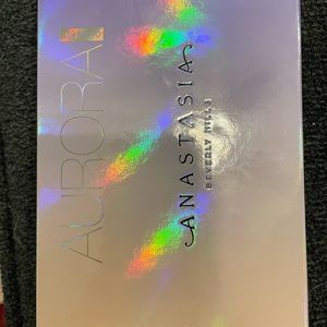 Anastasia Beverly Hills Aurora Glow Kit